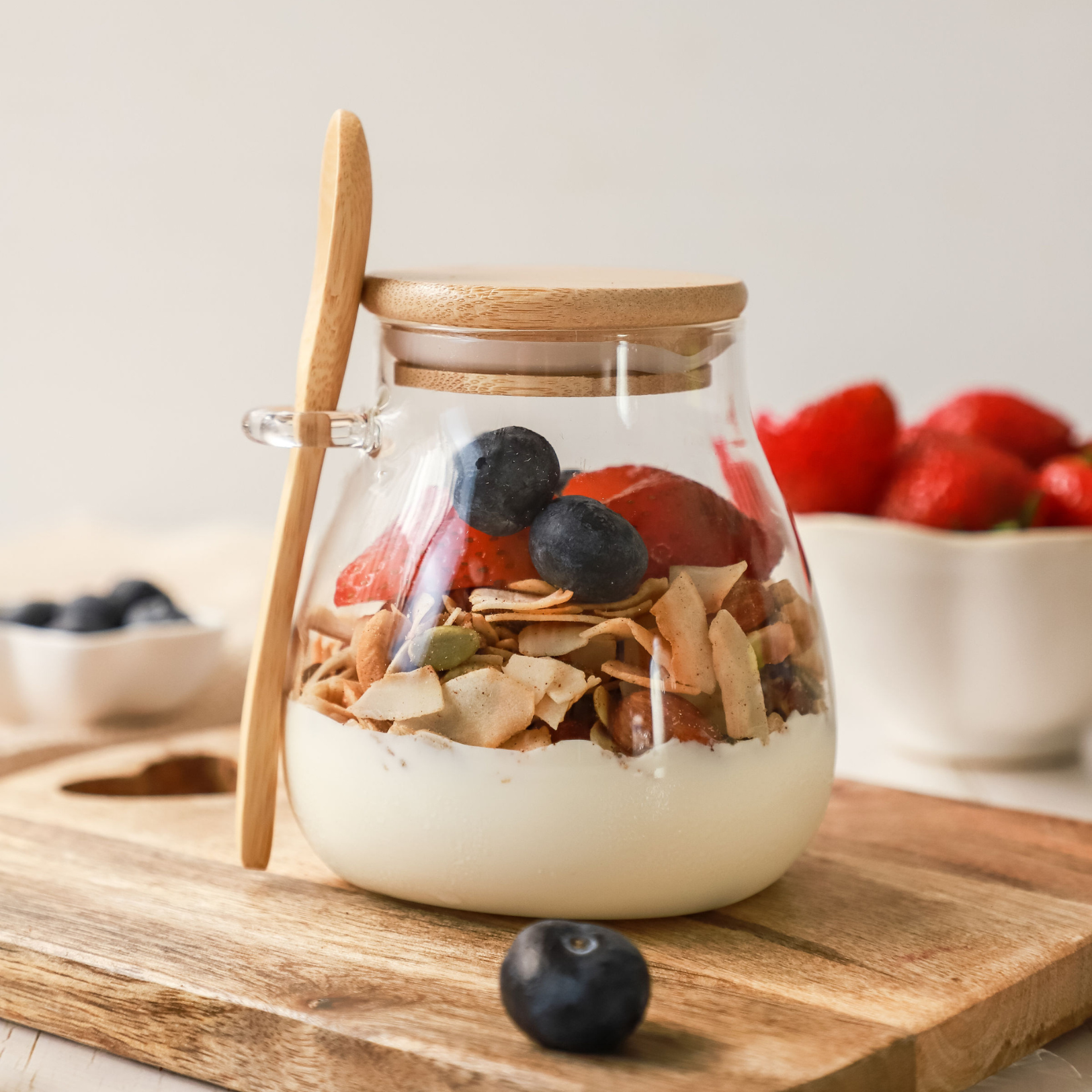 Pecan_coconut_grain_free_granola_1.png